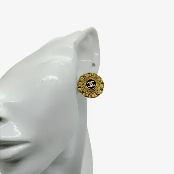 Chanel 24k Gold-Plated Black Clip-on Earrings - Picture 2 of 9